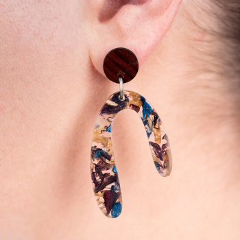 boucles-d-oreilles-en-resine-aspen-en-forme-de-u-100-recyclee-paguro-upcycling-modele