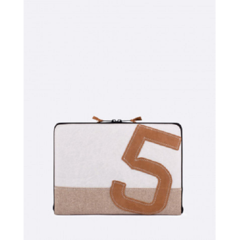 housse-pc-n°5-macbook-air-pro-13-133-lin-et-cuir-voile-de-bateau-100-recyclee-727sailbags-devant