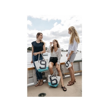 sac-a-main-legende-mer-du-sud-en-voile-de-bateau-recyclee-sailbags